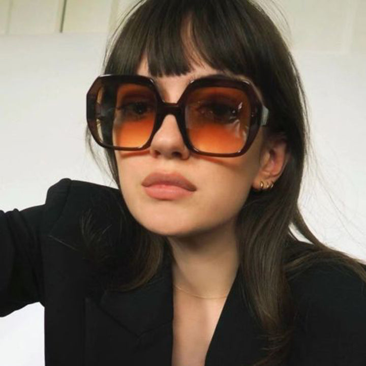 Women's oversized sunglasses with innovative frame Bowlift