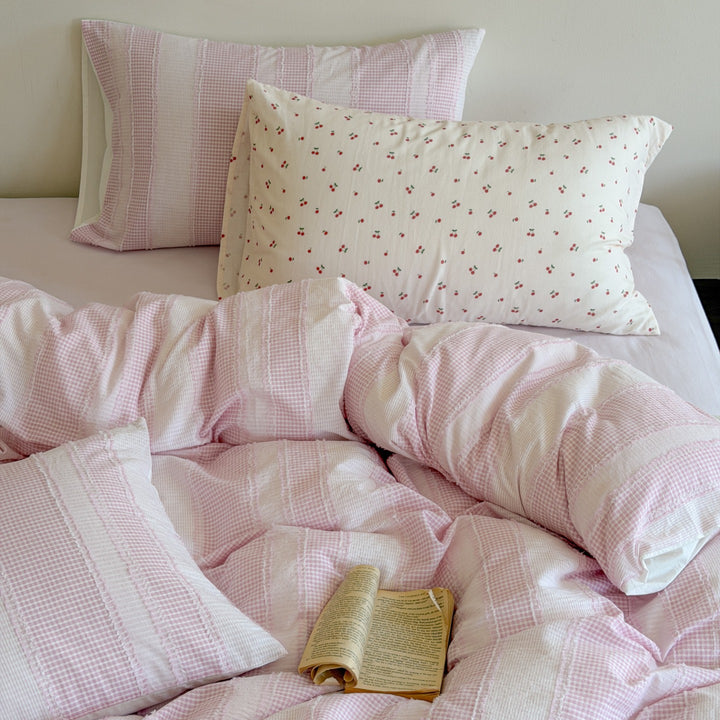Quilted Lightweight Reversible Gingham-Textured Comforter and Pillowcase Set