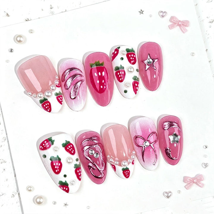 Decorative Strawberry-Themed Press-On Nail Art Set