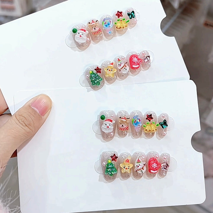 Holiday-Themed Press-On Nail Art Collection Bowlift