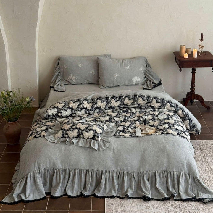 Ruffled Linen-Blend Duvet Cover Set with Embroidered Butterfly Appliqué