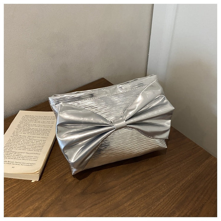 Elegant Bow-Knot Clutch