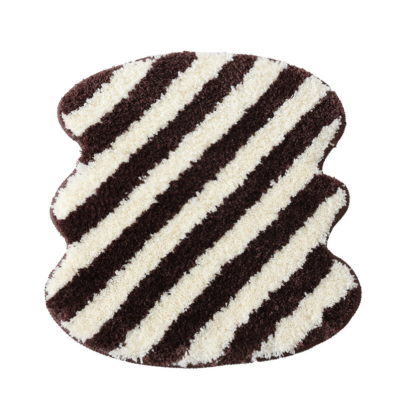High-pile bath mat rug with diagonal stripe structure and organic shape Bowlift