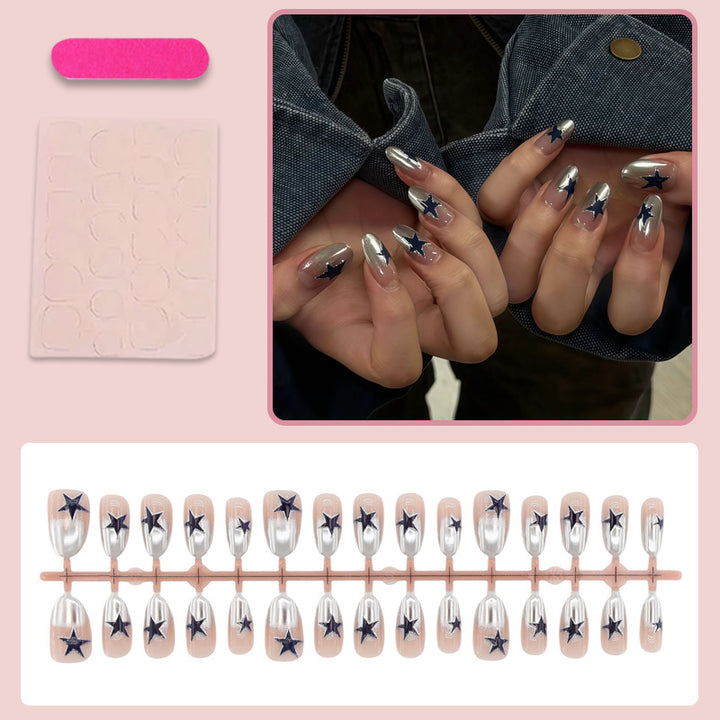 Art nail set with stylish star motifs Bowlift