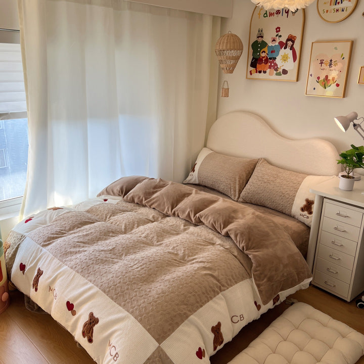 Plush Quilted Teddy Appliqué Reversible Comforter Set with Embroidered Pillow Shams