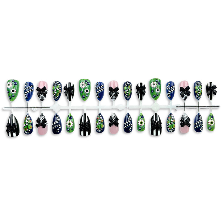 Artistic Themed Press-On Nail Set 1790745477