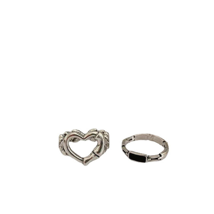 Heart-Shaped Silver Statement Ring Bowlift