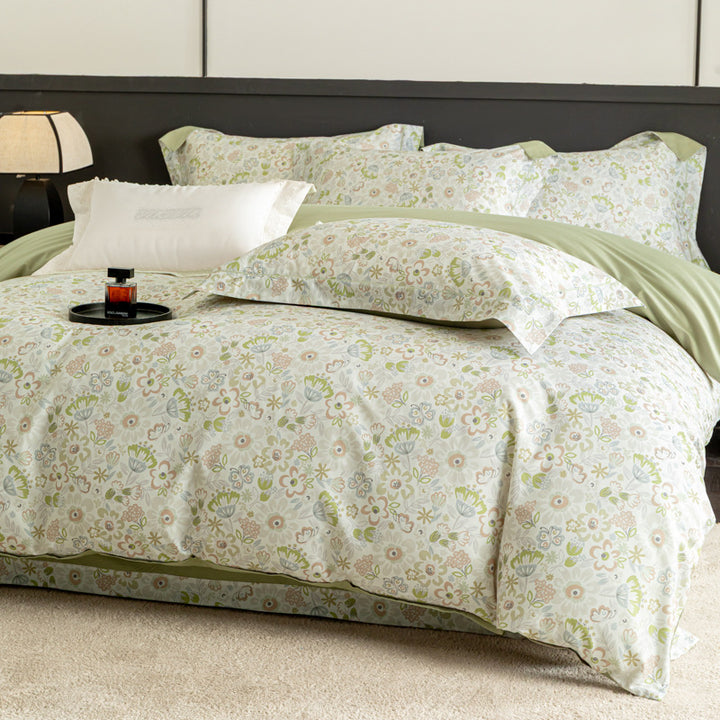 Luxurious cotton satin duvet cover set with watercolor flower pattern