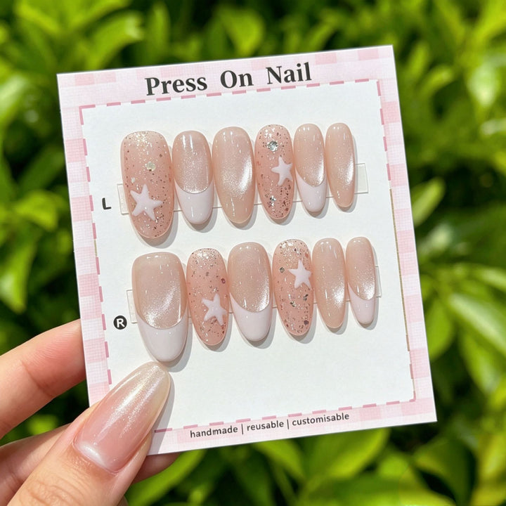Customizable Star-Accented Press-On Nail Set