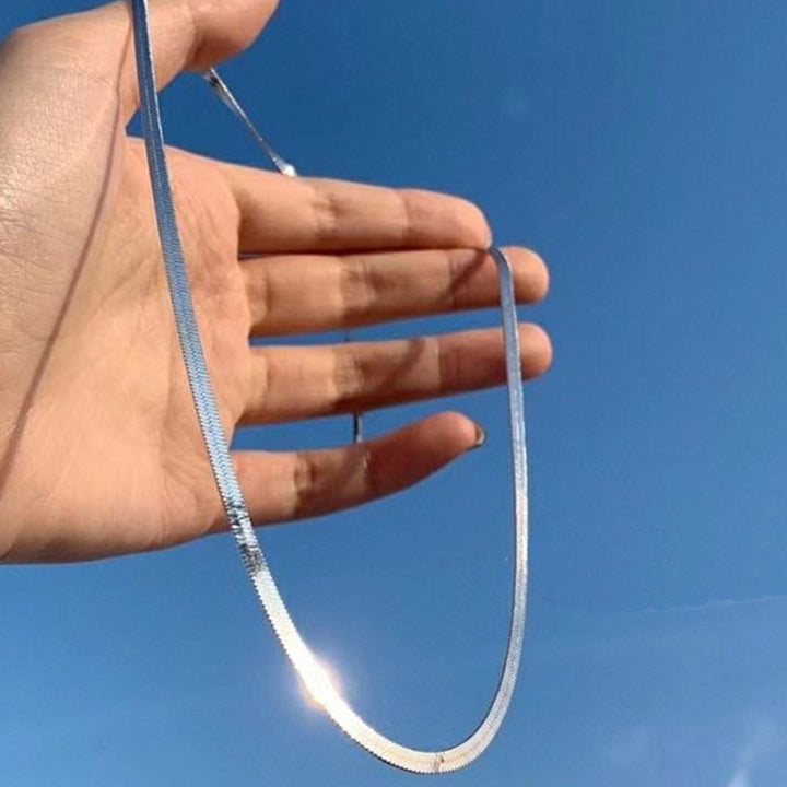 Sleek Snake Chain Necklace Bowlift