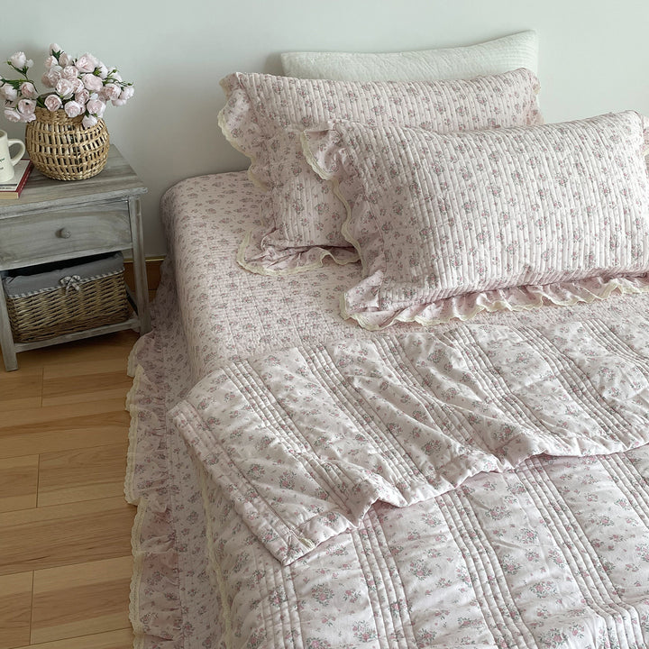 Quilted Floral Ruffled Bedspread and Pillow Sham Set