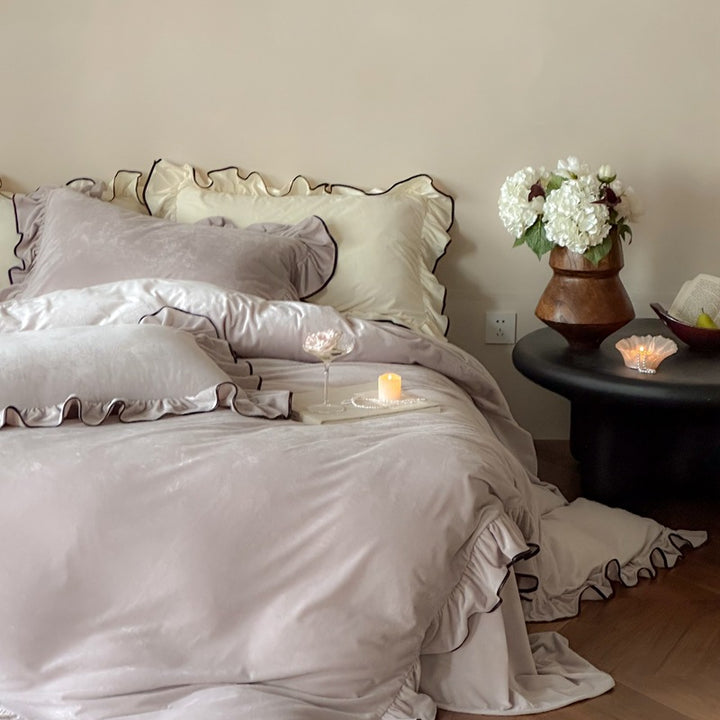 Ruffled Velvet Duvet Cover Set with Contrasting Piped Edge