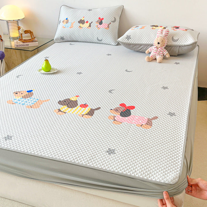 Children's Playful Dog Print Mattress Protector