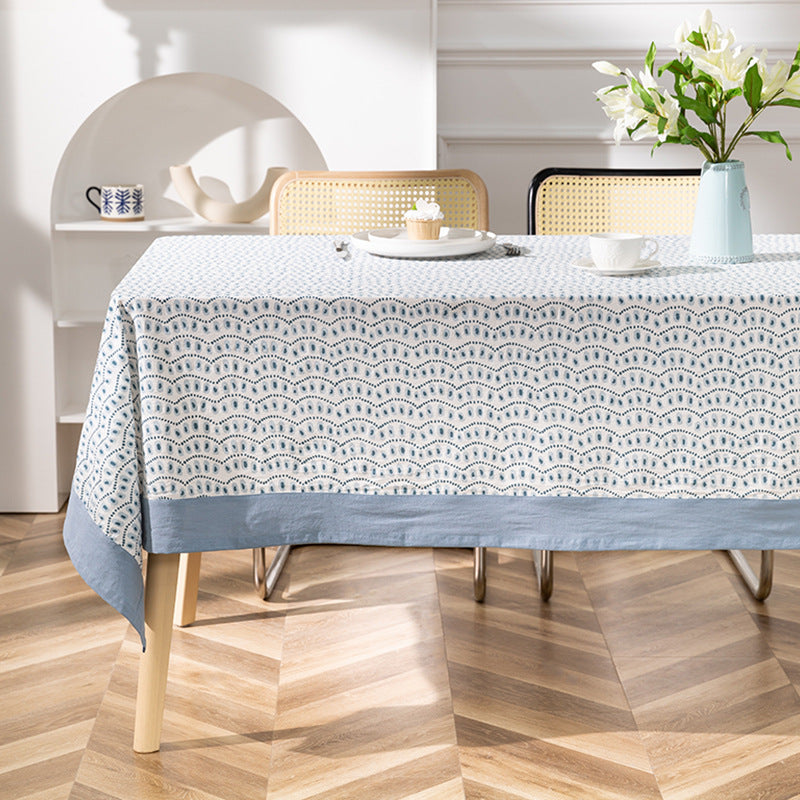 Cotton tablecloth with graphic all-over pattern and contrasting hem edge Bowlift