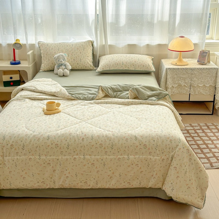 Floral Patterned Quilted Bedspread
