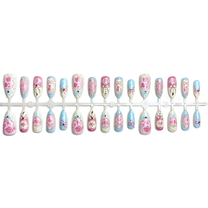 Elegant Floral Art Press-On Nail Set