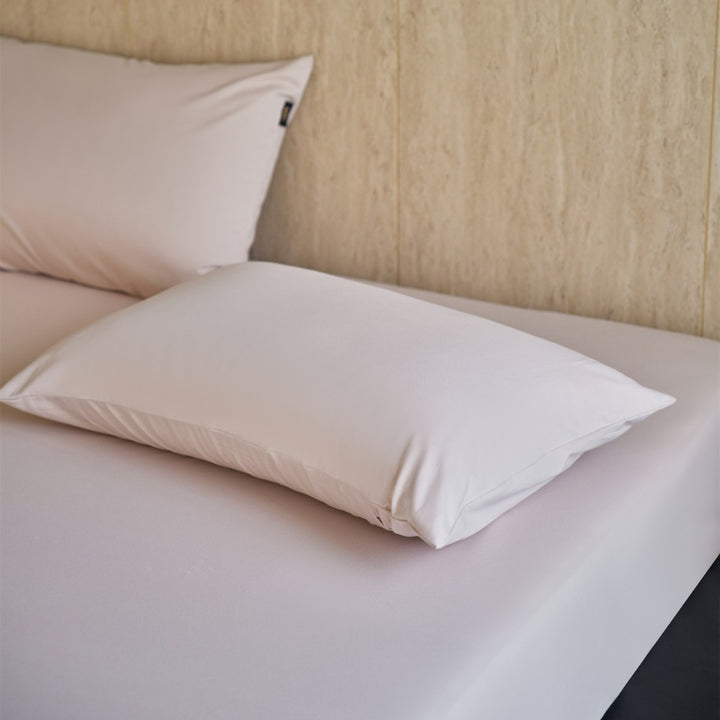 Luxury Microfiber Pillowcase and Deep-Pocket Fitted Sheet Set