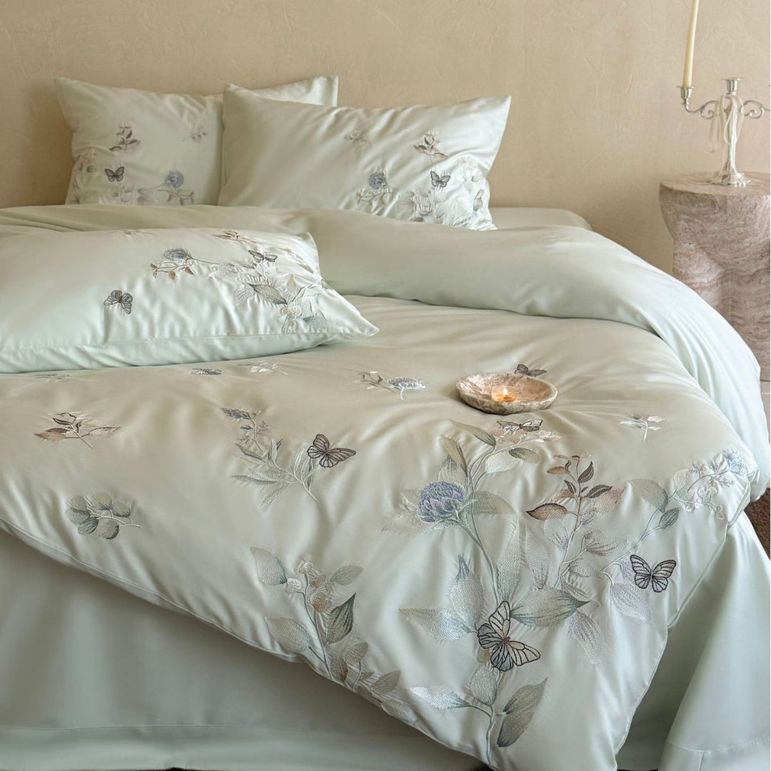 Satin look duvet cover set