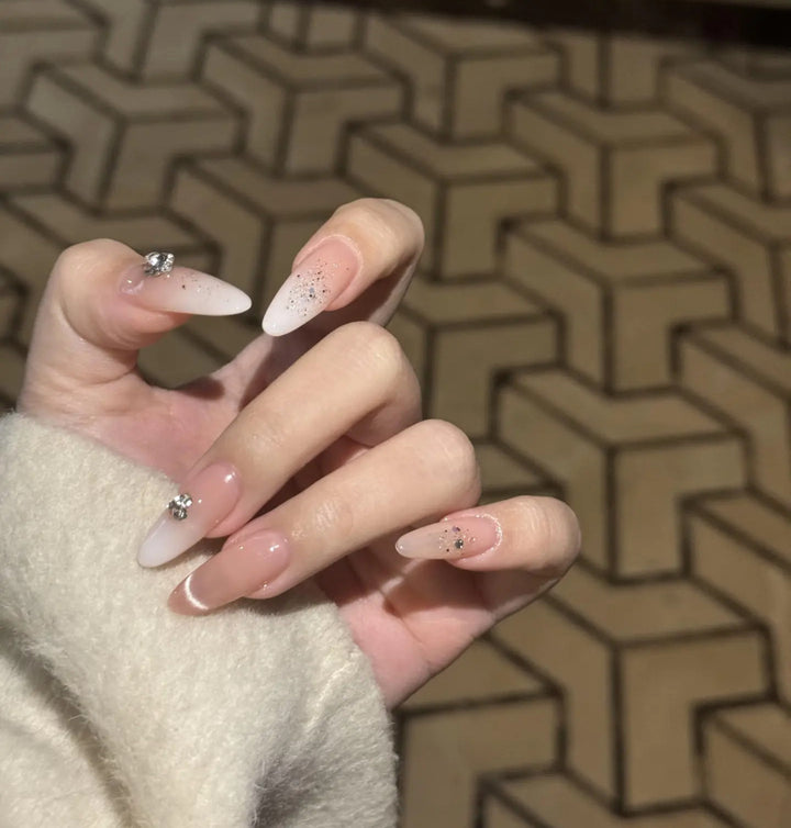 Decorative Animal-Themed Nail Art Extensions