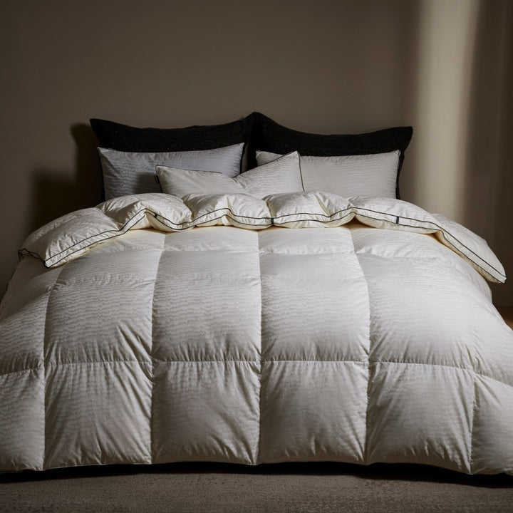 Luxurious quilted duvet with check quilting and breathable soft-touch cover