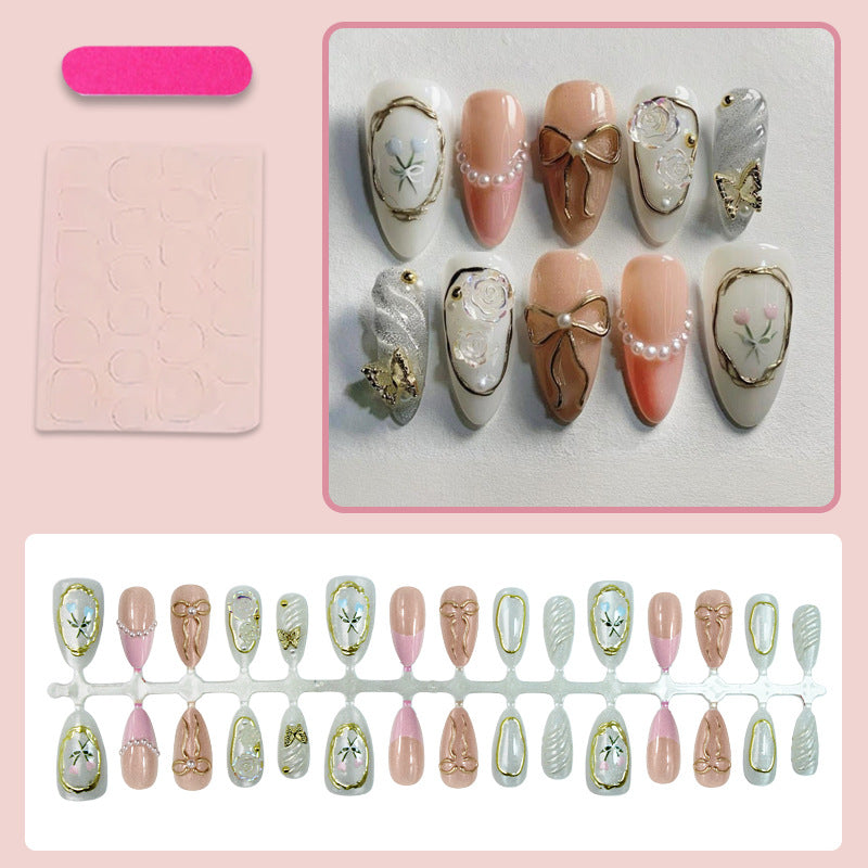 Artificial nail set with romantic flower and gold embellishments Bowlift