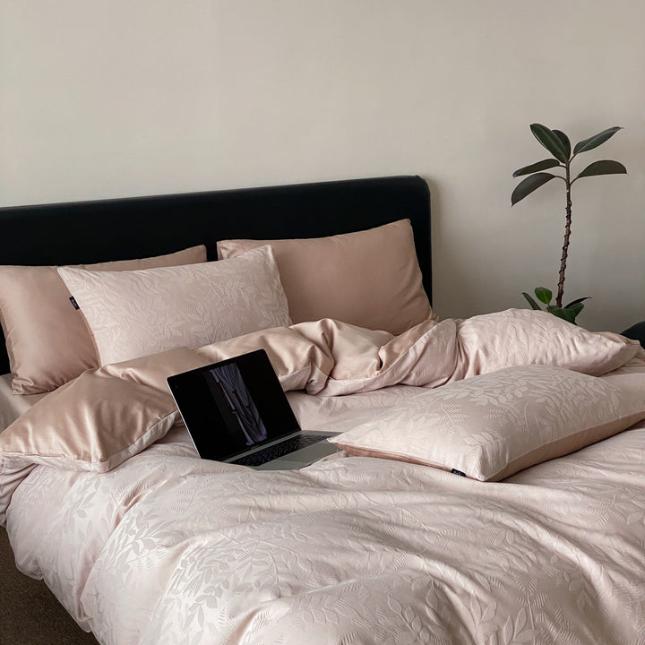 Luxury Jacquard Cotton Duvet Cover Set with Satin Pillowcases