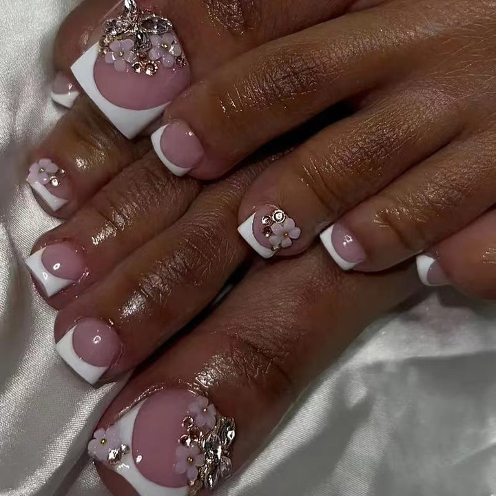 Floral Embellished Press-On Nail Set Bowlift