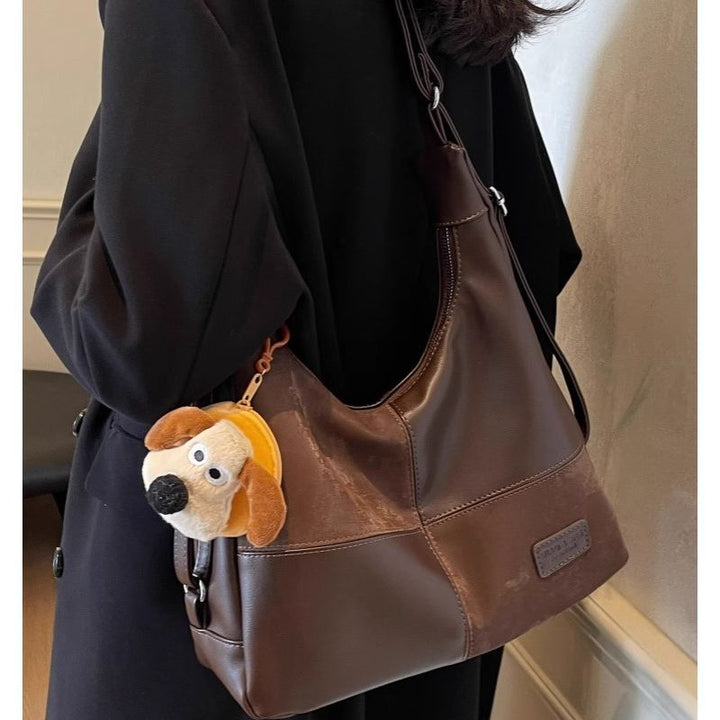 Elegant Multi-Compartment Hobo Bag Bowlift