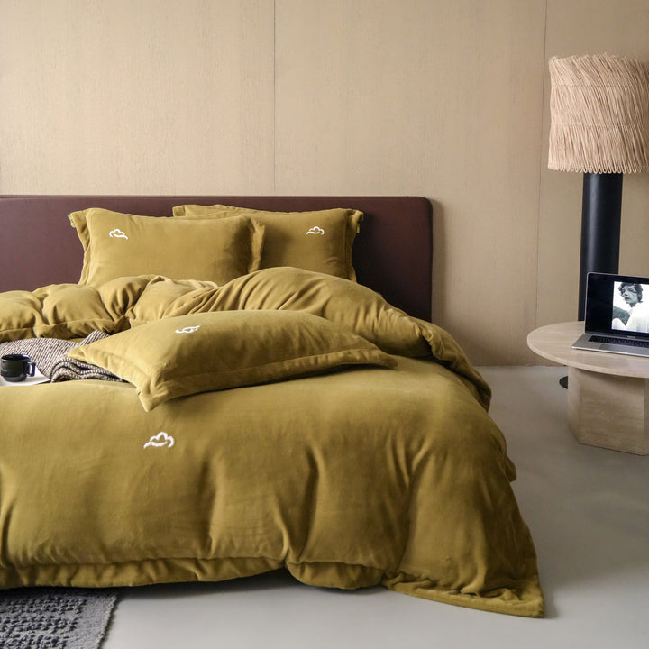 Washed Linen-Blend Cloud-Embroidered Duvet Cover Set with Hidden Closure