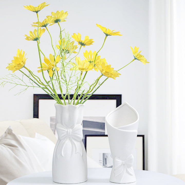 Decorative Bow Vase Bowlift