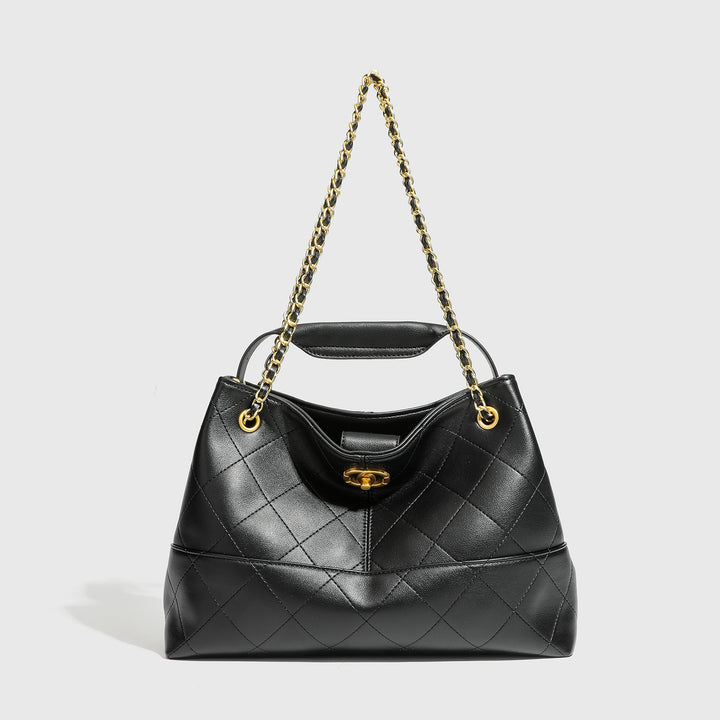 Elegant Quilted Handbag