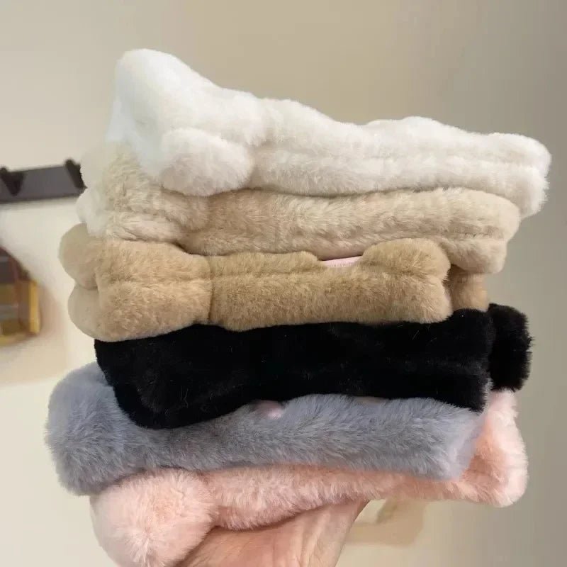 BowLift | Soft cat mittens for cozy winter joy