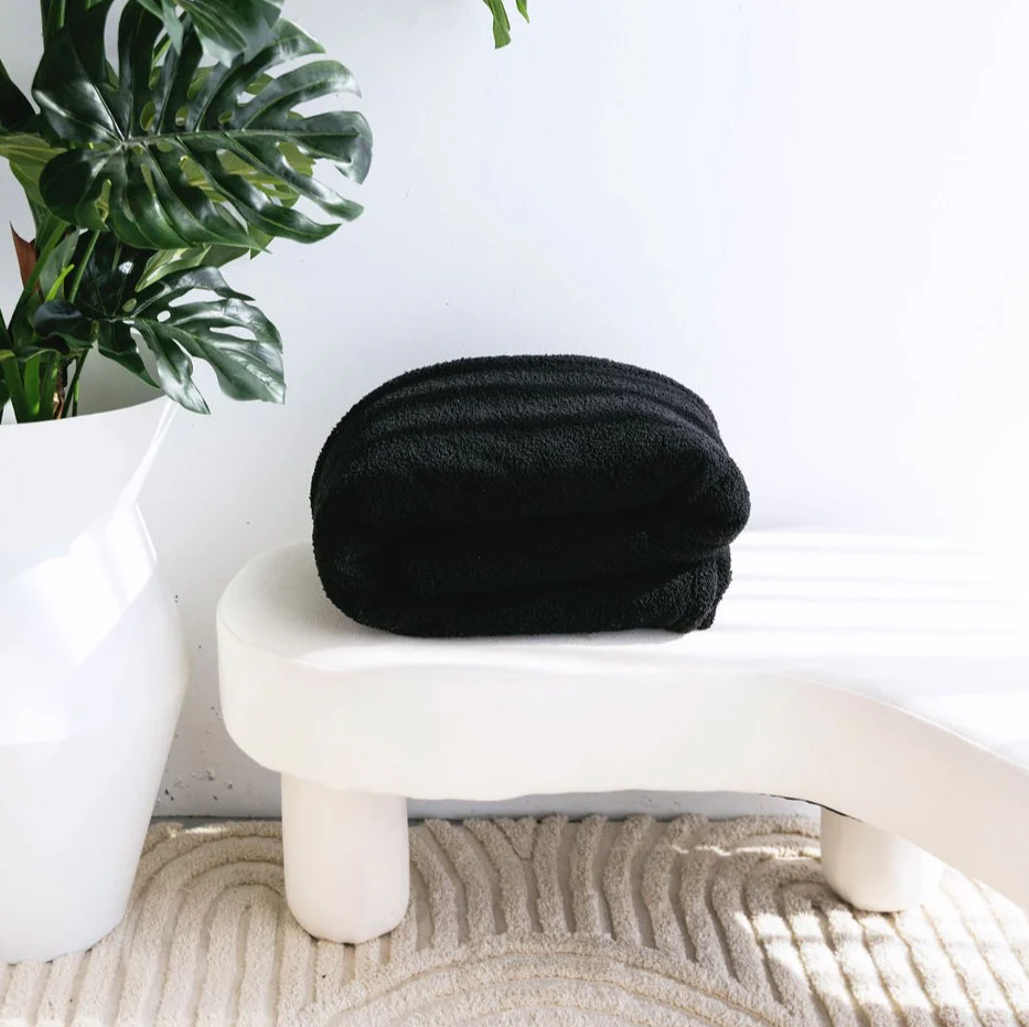 BowLift | ComfyShield | All-in-one waterproof blanket