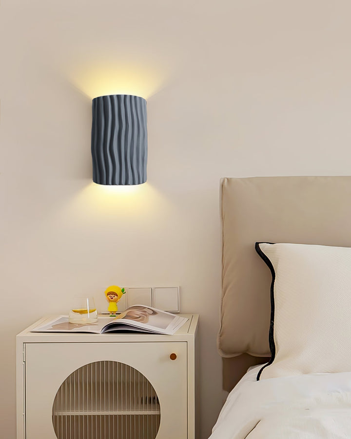 BowLift | NordicLuxe – Resin Wall Light with Warm and Inviting Glow