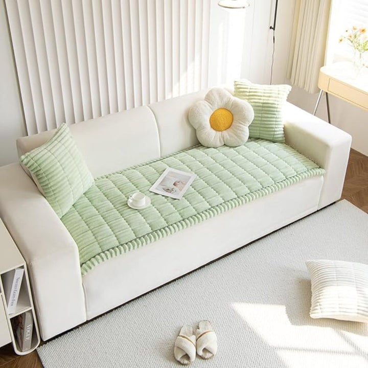 BowLift | Plush Pleated Edges Sofa Cover