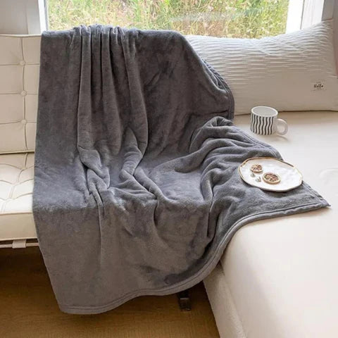 BowLift | CozyGuard Waterproof Blanket – Reversible, Stain Resistant & Soft Plush Design