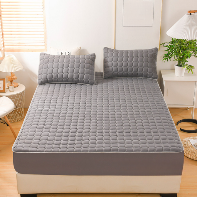 BowLift | Eucalyptus Fitted Sheet Set with Pillowcases