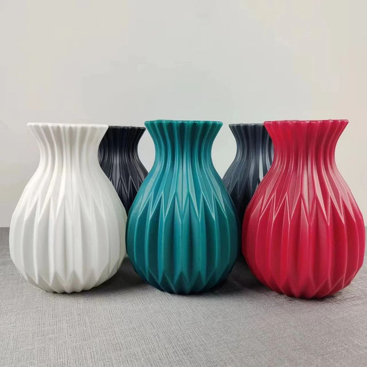 BowLift | Ripple Form Decorative Vase