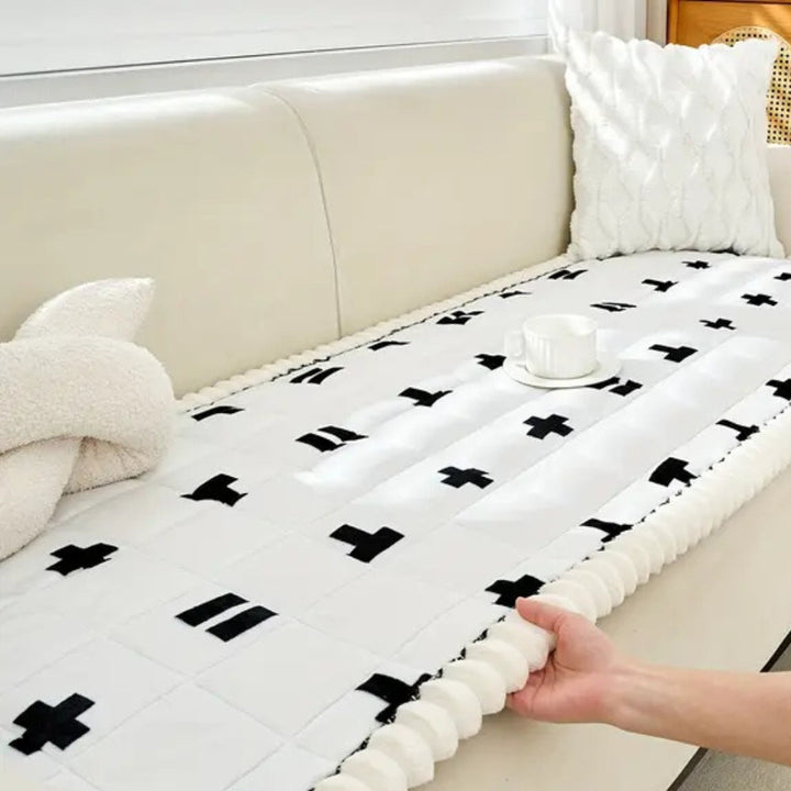 BowLift | Ruffled Cloud Edge Quilted Couch Cover