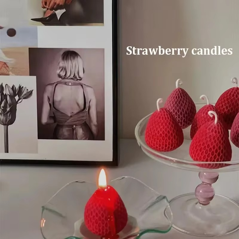 BowLift | Charming Strawberry Soy Wax Scented Candles - Aromatherapy & Decorative