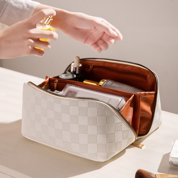 BowLift | Luxury Checkered Make-up Cosmetic Bag