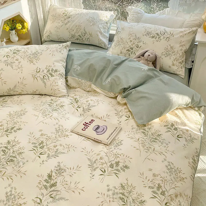 BowLift | Soft Flowers Bedding Set