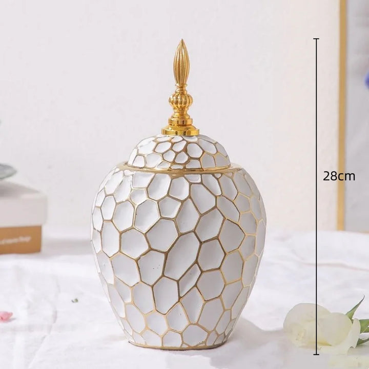 BowLift | GoldenPattern | Ceramic Vase with Luxurious Gold Accents – Modern Decorative Home Piece