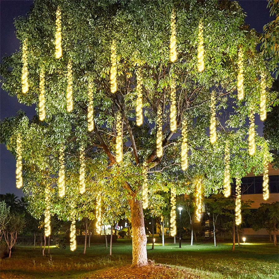 BowLift | Outdoor LED Fairy Lights Meteor Effect