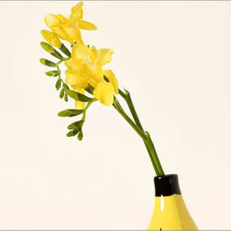 Banana Vase | Bowlift