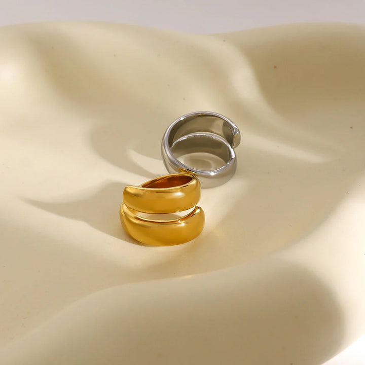 BowLift | 18k Modern Wrap Around Flat Ring