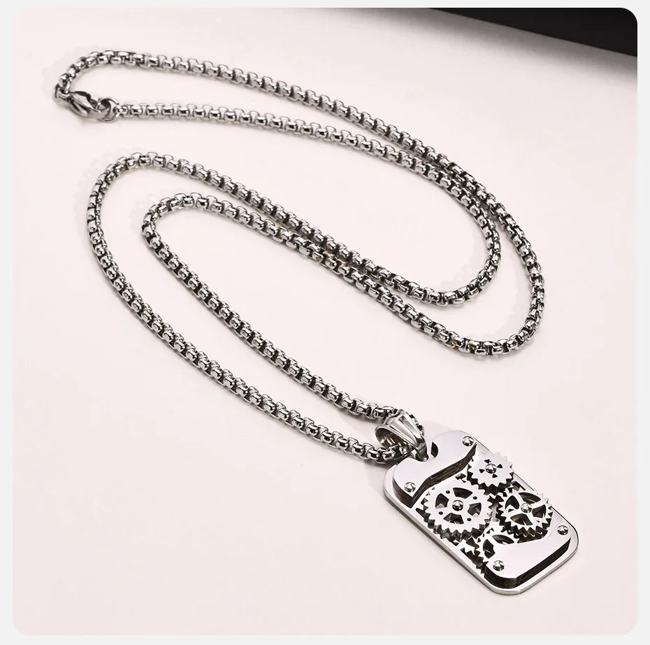 BowLift | Mechanical Gear Spinner Bold Necklace
