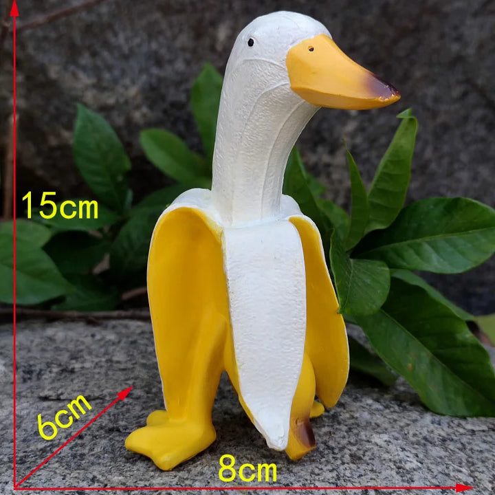 BowLift | Peeled Banana Duck Face Garden Decor