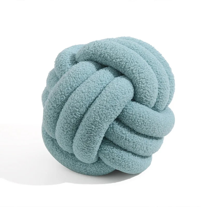 BowLift | Throw Pillow - Cozy - Hand-Knotted Ball - Sheepskin