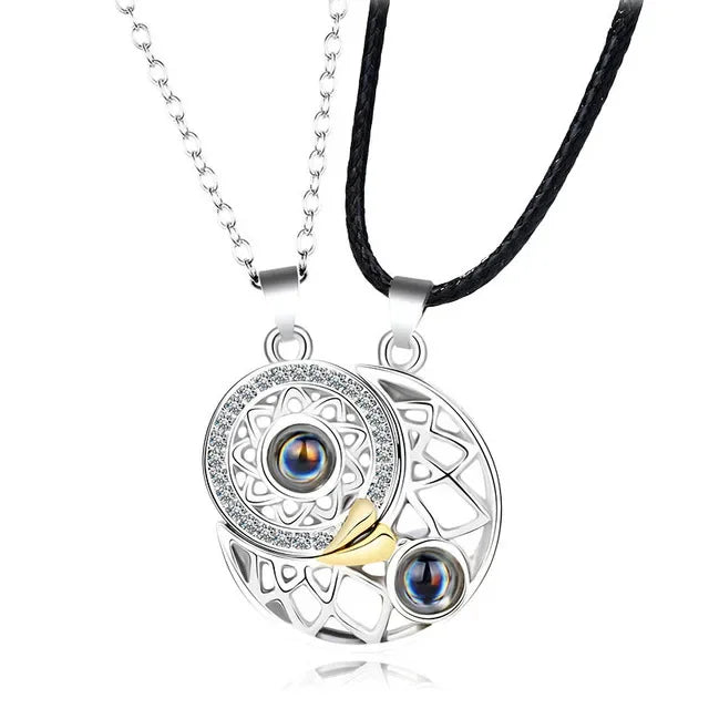 BowLift | I Love You Magnetic Projection Couple Necklace Set
